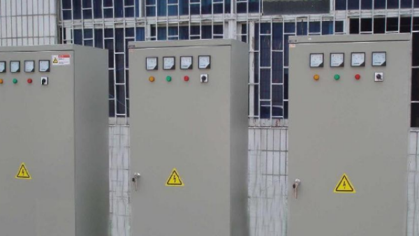 配電柜廠家為什么采用不銹鋼材質做外殼